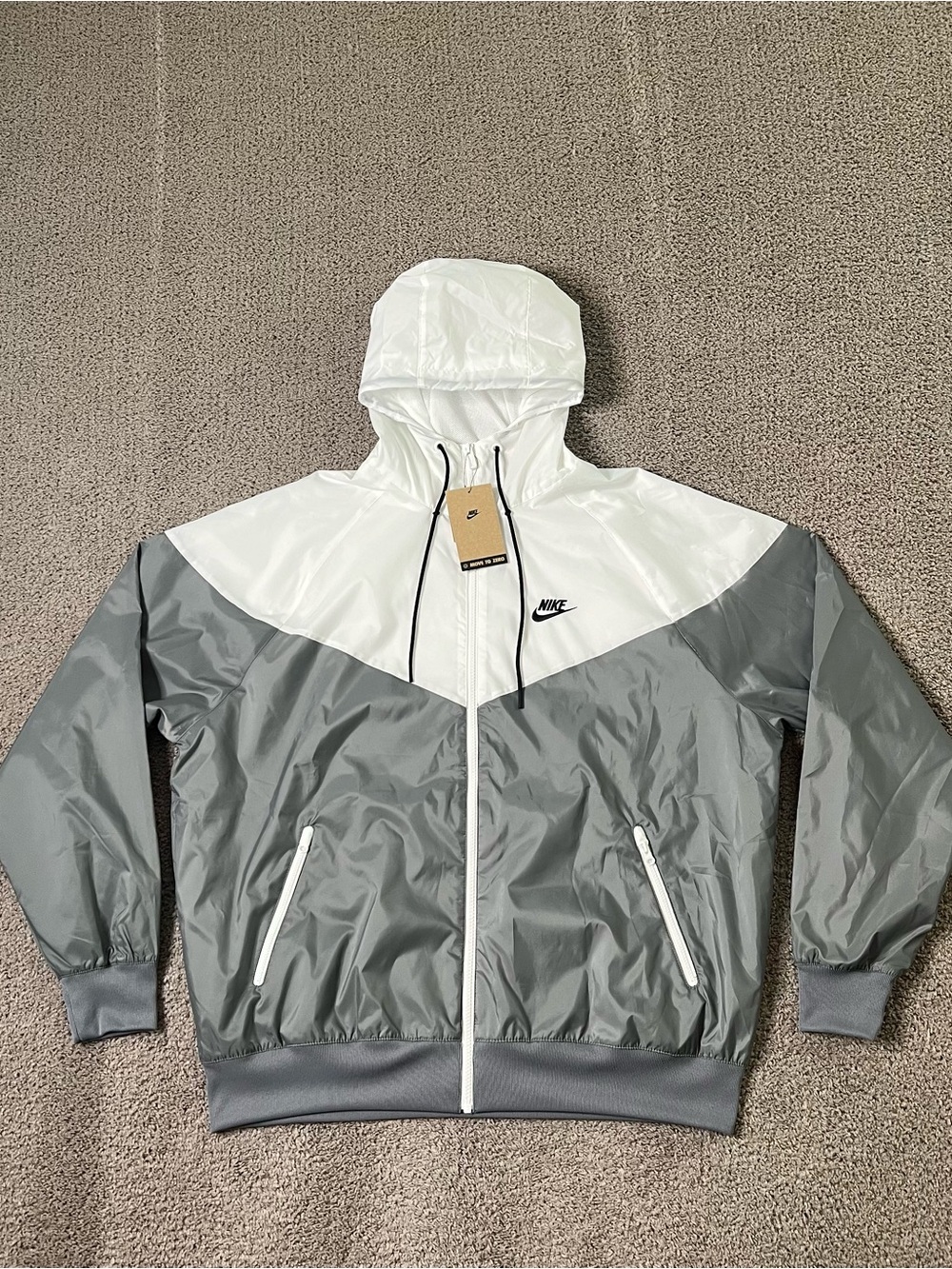 Nike Sportswear Windrunner Hooded Jacket Men’s Size Large